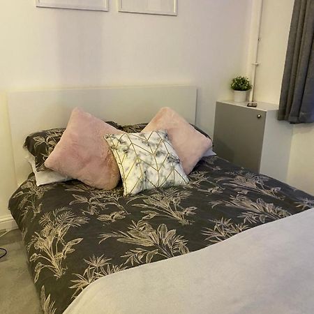 Cosy 1 Bedroom Apartment London Exterior photo