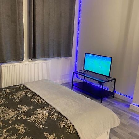 Cosy 1 Bedroom Apartment London Exterior photo